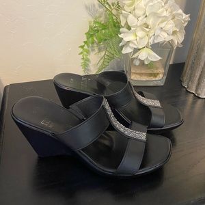 Italian Shoemakers Wedges